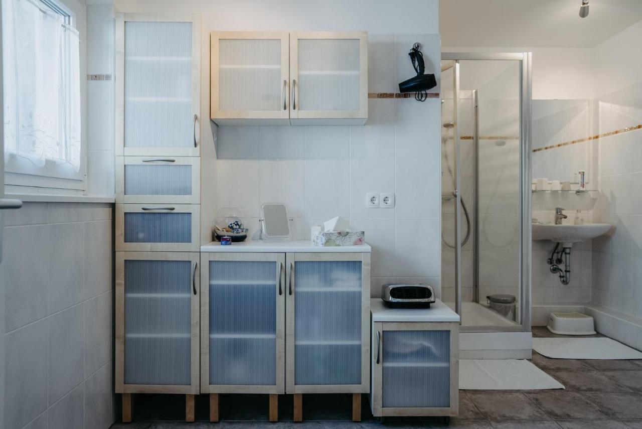 Haus Luna - Privatzimmer Im Sonnigen Suedburgenland Hackerberg Exteriér fotografie
